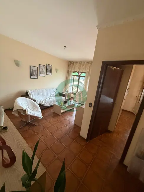 Foto 3 de Casa com 2 quartos à venda e para alugar, 171m2 em Campestre, Santo Andre - SP