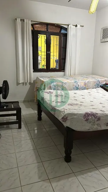 Foto 8 de Casa com 2 quartos à venda, 90m2 em Itanhaem - SP