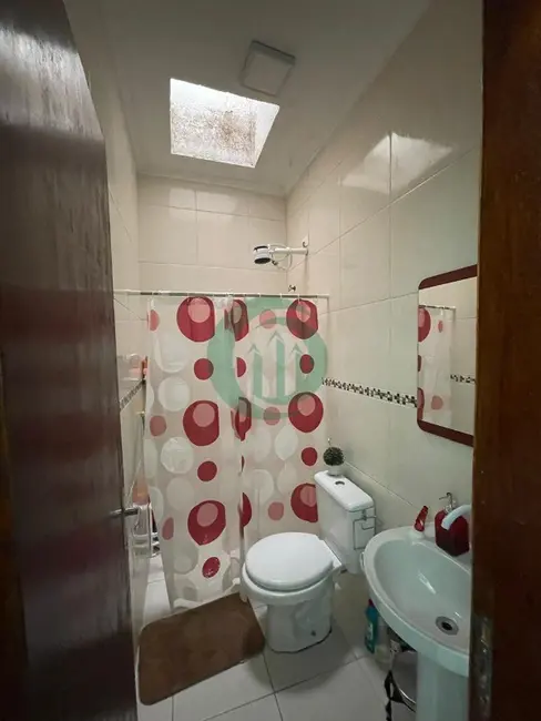 Casa com 2 quartos à venda, 80m2 em Jardim Santo André, Santo Andre - SP - imagem 6 Foto 6 de Casa com 2 quartos à venda, 80m2 em Jardim Santo André, Santo Andre - SP