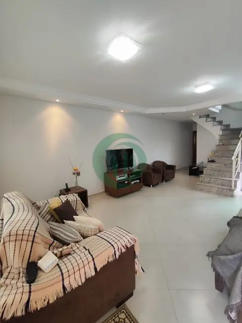 Foto 1 de Casa com 3 quartos à venda, 284m2 em Jardim Las Vegas, Santo Andre - SP