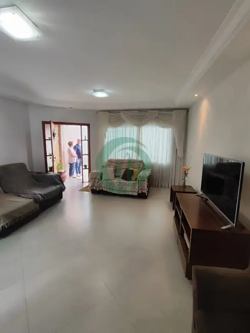 Foto 3 de Casa com 3 quartos à venda, 284m2 em Jardim Las Vegas, Santo Andre - SP