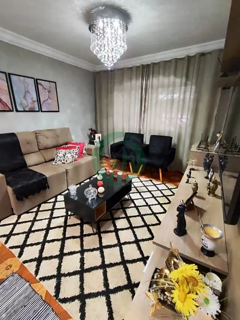 Foto 3 de Casa com 3 quartos à venda, 219m2 em Condomínio Maracanã, Santo Andre - SP