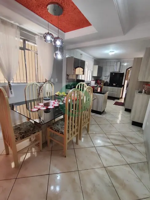 Foto 9 de Casa com 3 quartos à venda, 219m2 em Condomínio Maracanã, Santo Andre - SP