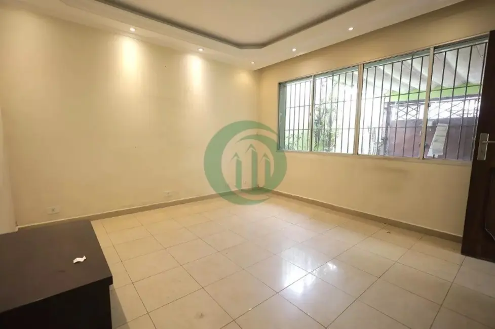 Foto 3 de Casa com 3 quartos para alugar, 200m2 em Vila Pires, Santo Andre - SP
