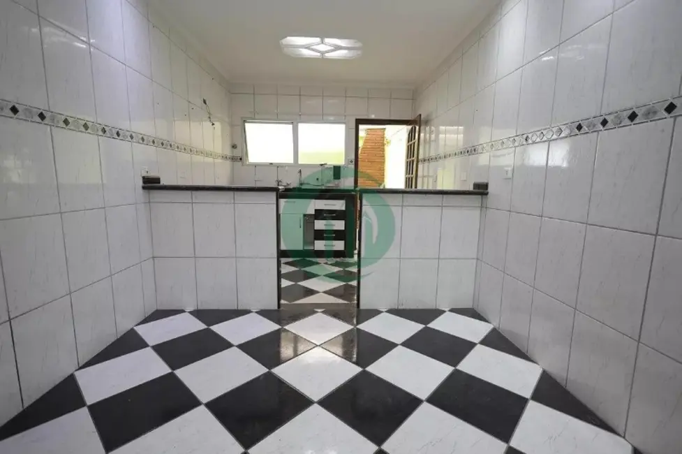 Foto 7 de Casa com 3 quartos para alugar, 200m2 em Vila Pires, Santo Andre - SP