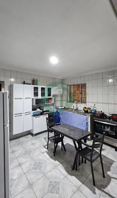 Foto 2 de Casa com 4 quartos à venda, 120m2 em Jardim Santo André, Santo Andre - SP