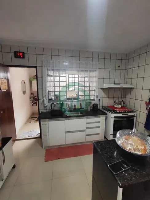 Foto 7 de Casa com 3 quartos à venda, 194m2 em Parque Gerassi, Santo Andre - SP