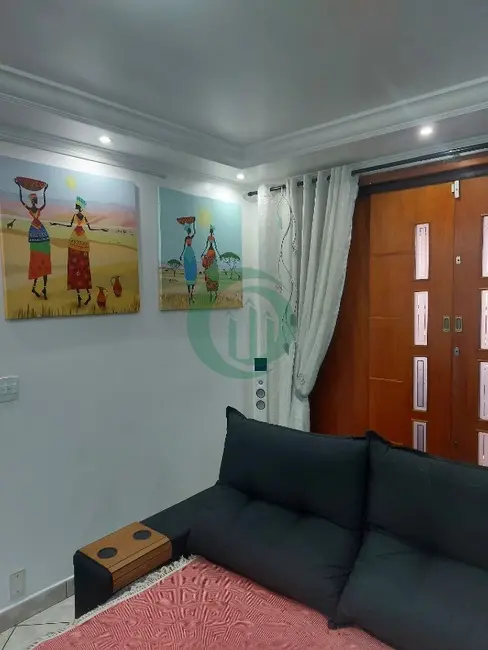 Foto 2 de Casa com 2 quartos à venda, 153m2 em Vila Luzita, Santo Andre - SP