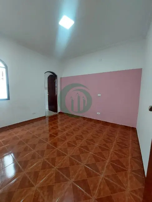 Foto 8 de Casa com 4 quartos para alugar, 240m2 em Vila Luzita, Santo Andre - SP