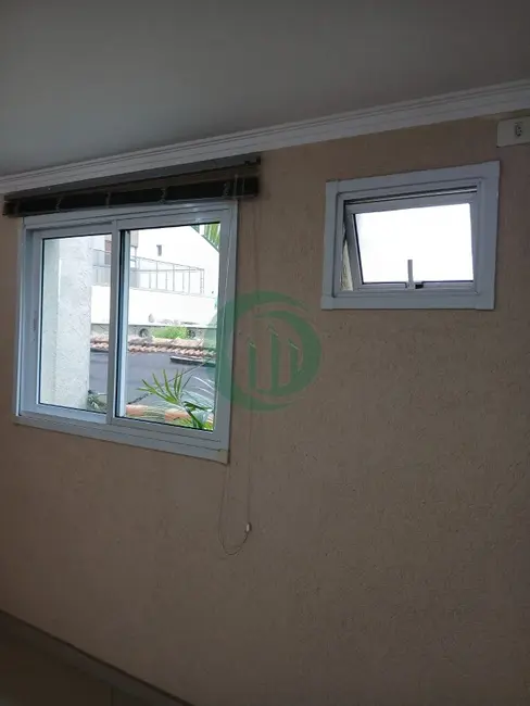 Sala Comercial para alugar, 15m2 em Jardim, Santo Andre - SP - imagem 1 Foto 1 de Sala Comercial para alugar, 15m2 em Jardim, Santo Andre - SP