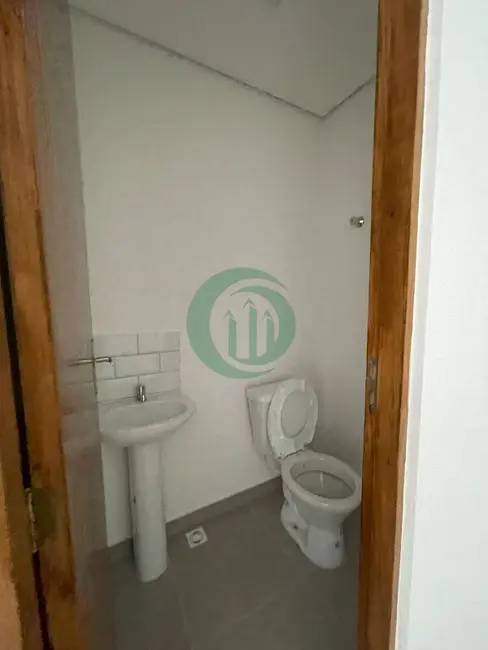 Foto 3 de Sala Comercial para alugar, 35m2 em Jardim do Estádio, Santo Andre - SP