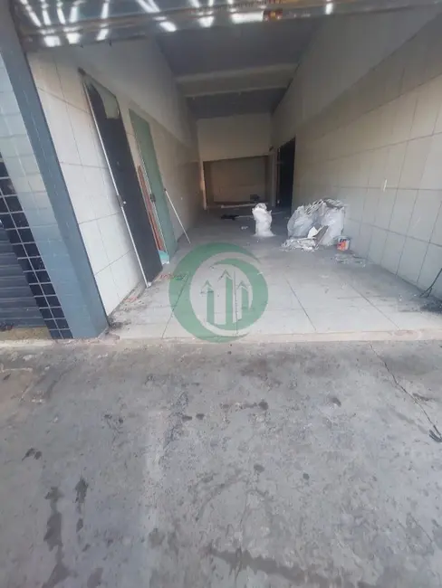 Foto 3 de Sala Comercial para alugar, 70m2 em Vila Guaraciaba, Santo Andre - SP