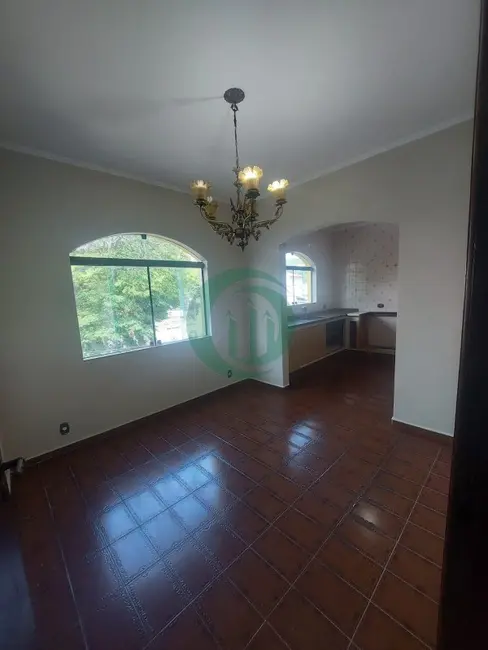 Casa com 3 quartos para alugar, 140m2 em Vila Pires, Santo Andre - SP - imagem 2 Foto 2 de Casa com 3 quartos para alugar, 140m2 em Vila Pires, Santo Andre - SP