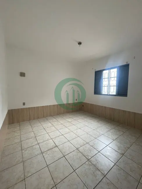 Foto 3 de Casa com 1 quarto para alugar, 35m2 em Parque Gerassi, Santo Andre - SP