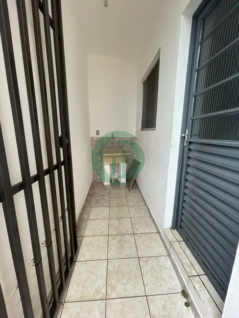 Foto 4 de Casa com 1 quarto para alugar, 35m2 em Parque Gerassi, Santo Andre - SP