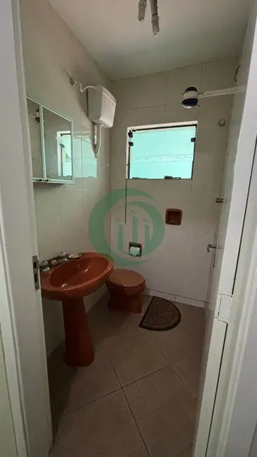 Foto 9 de Casa com 3 quartos à venda, 238m2 em Vila Cecília Maria, Santo Andre - SP