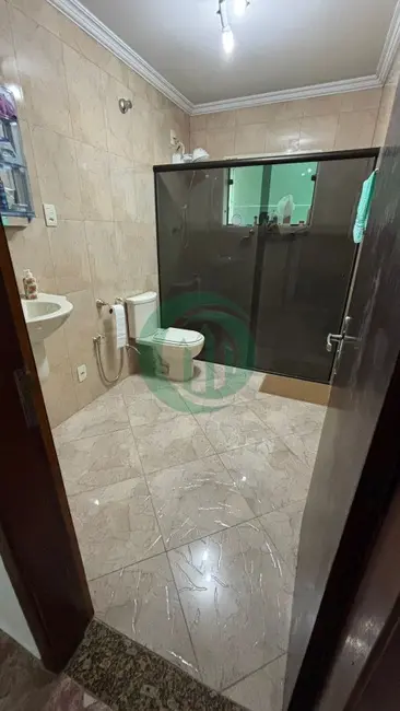 Foto 7 de Casa com 3 quartos à venda, 238m2 em Vila Cecília Maria, Santo Andre - SP