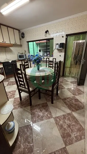 Foto 6 de Casa com 3 quartos à venda, 238m2 em Vila Cecília Maria, Santo Andre - SP