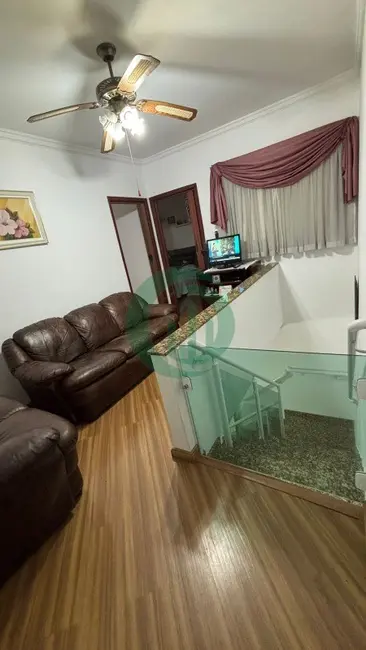 Foto 4 de Casa com 3 quartos à venda, 238m2 em Vila Cecília Maria, Santo Andre - SP