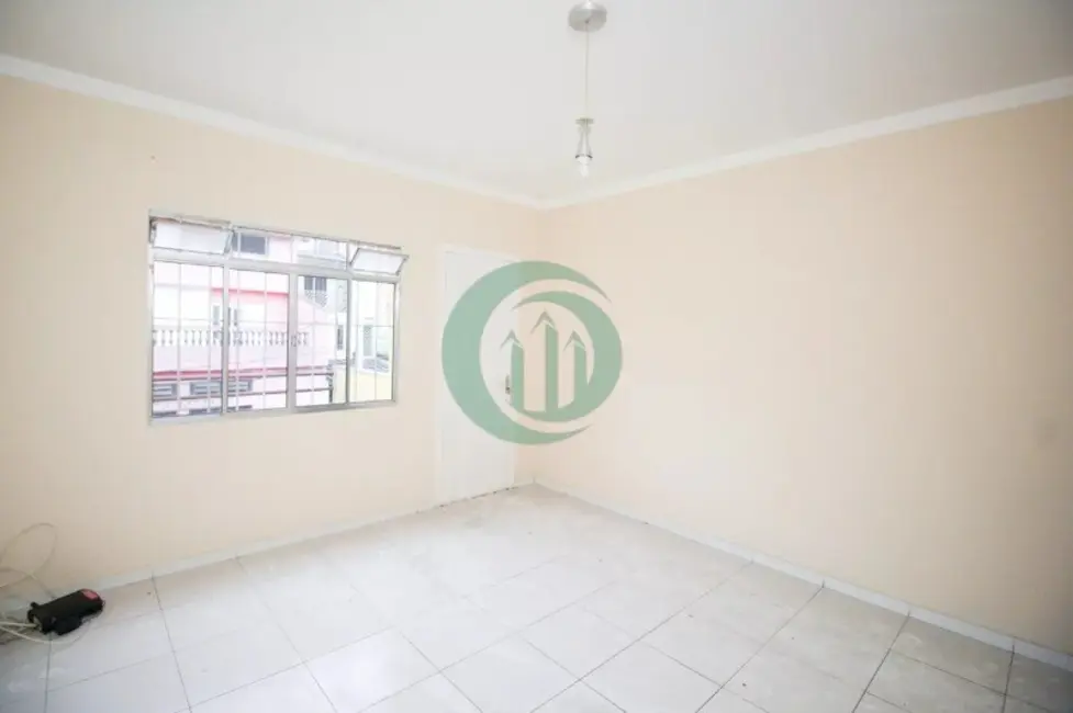 Foto 1 de Casa com 2 quartos para alugar, 200m2 em Vila Tibiriçá, Santo Andre - SP