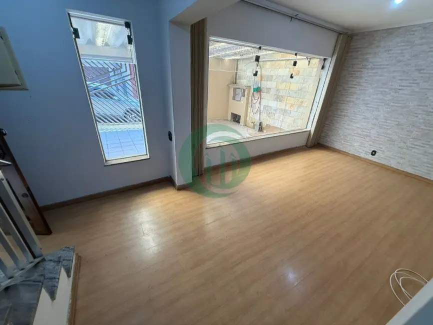 Foto 1 de Casa com 3 quartos à venda, 161m2 em Vila Eldízia, Santo Andre - SP