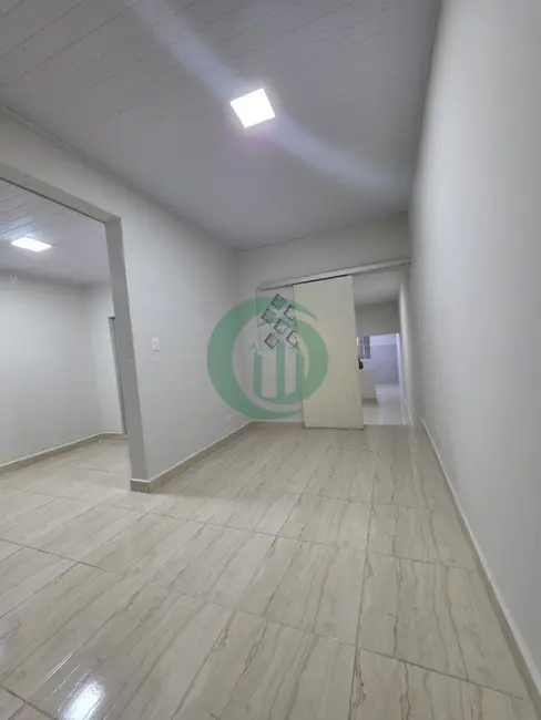 Foto 5 de Casa com 2 quartos para alugar, 70m2 em Vila Luzita, Santo Andre - SP
