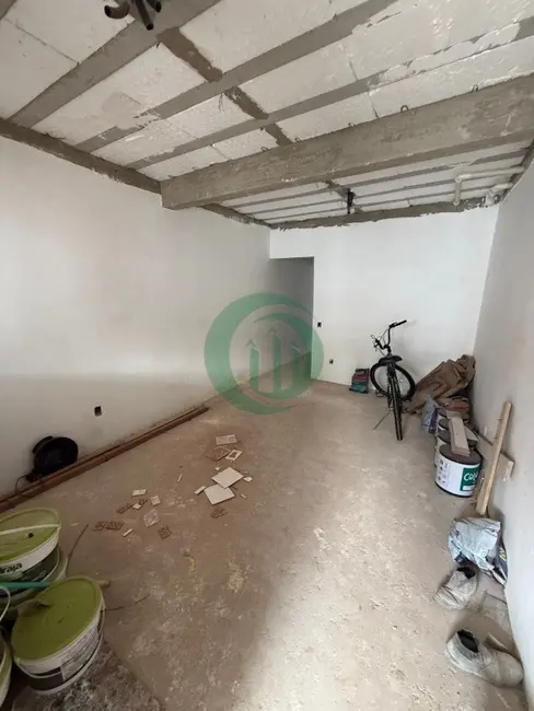 Casa com 2 quartos à venda, 95m2 em Vila Linda, Santo Andre - SP - imagem 2 Foto 2 de Casa com 2 quartos à venda, 95m2 em Vila Linda, Santo Andre - SP