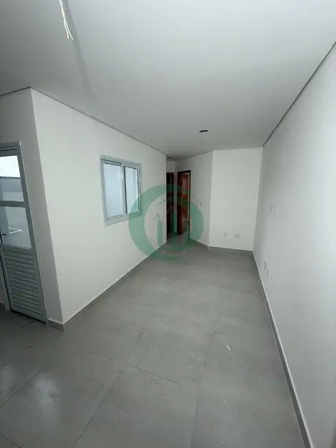 Foto 1 de Apartamento com 2 quartos para alugar, 40m2 em Jardim Alvorada, Santo Andre - SP