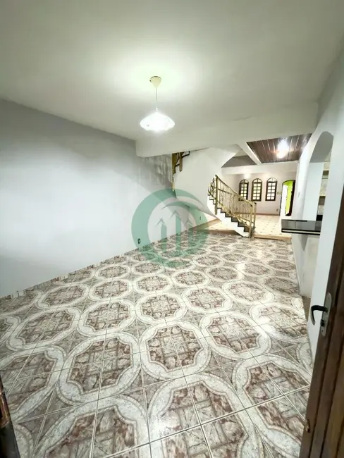 Foto 2 de Casa com 3 quartos à venda, 315m2 em Vila Vitória, Santo Andre - SP