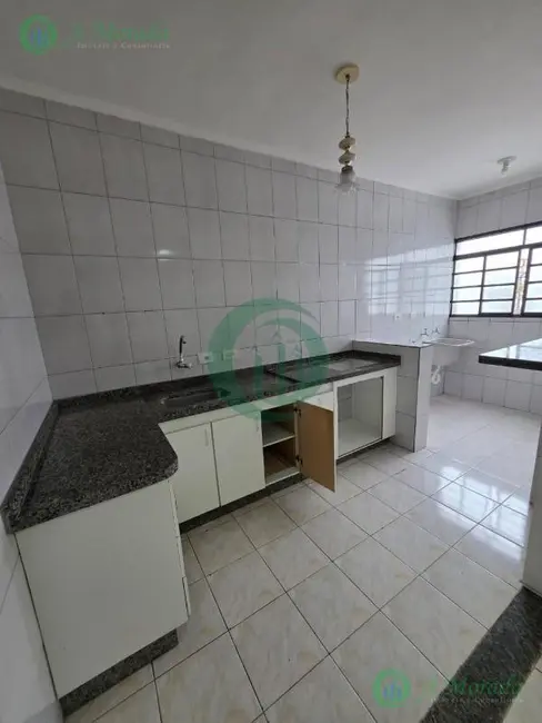 Foto 3 de Apartamento com 2 quartos para alugar, 70m2 em Vila Pires, Santo Andre - SP