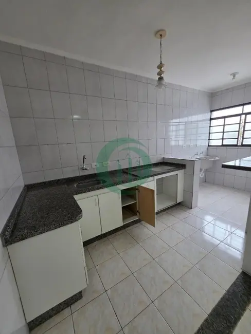 Foto 3 de Apartamento com 2 quartos para alugar, 70m2 em Vila Pires, Santo Andre - SP