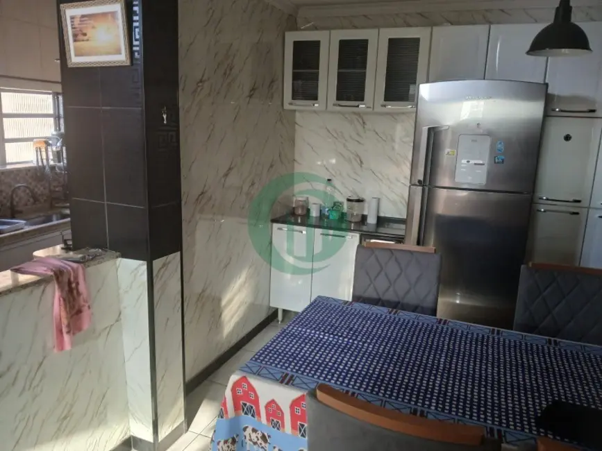 Casa com 3 quartos à venda, 120m2 em Jardim Vila Rica, Santo Andre - SP - imagem 3 Foto 3 de Casa com 3 quartos à venda, 120m2 em Jardim Vila Rica, Santo Andre - SP
