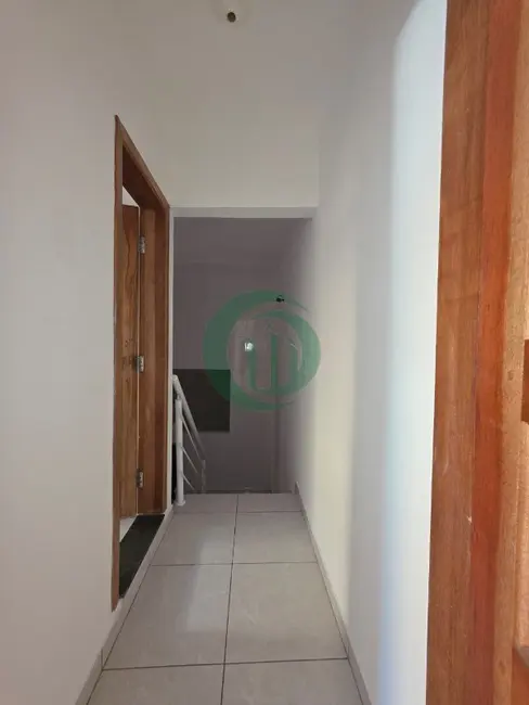 Foto 6 de Casa com 2 quartos para alugar, 70m2 em Jardim do Estádio, Santo Andre - SP