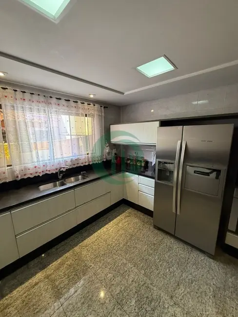 Foto 8 de Casa com 4 quartos à venda, 423m2 em Vila Pires, Santo Andre - SP