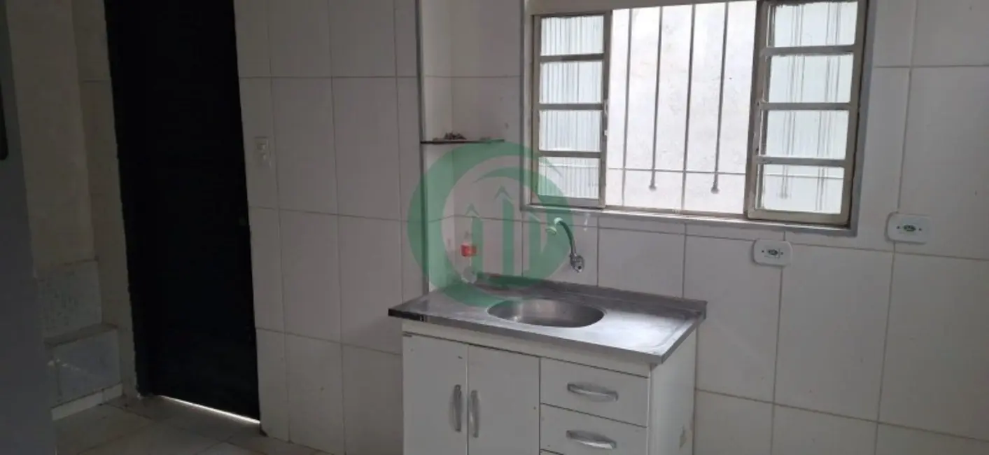 Casa com 1 quarto para alugar, 40m2 em Vila Alice, Santo Andre - SP - imagem 1 Foto 1 de Casa com 1 quarto para alugar, 40m2 em Vila Alice, Santo Andre - SP
