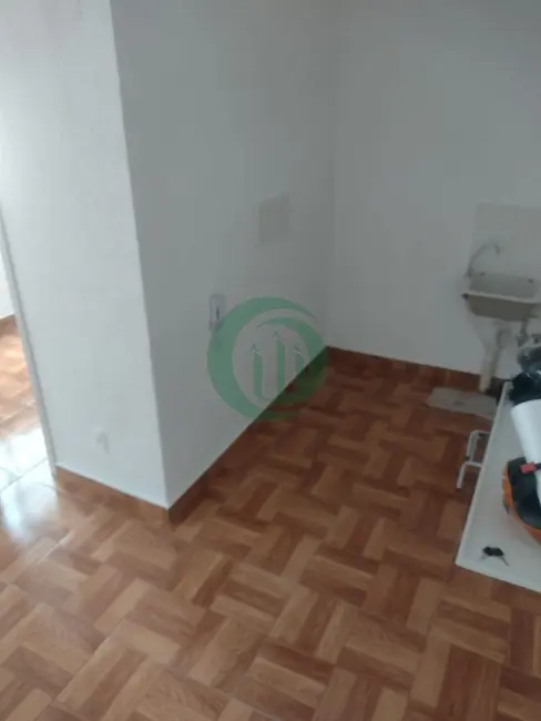 Foto 2 de Apartamento com 2 quartos para alugar, 38m2 em Fazenda da Juta, São Paulo - SP