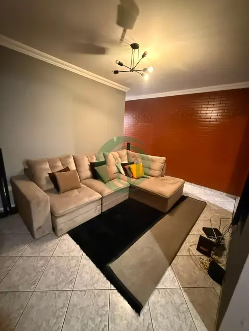 Casa com 5 quartos à venda, 384m2 em Vila Guaraciaba, Santo Andre - SP - imagem 2 Foto 2 de Casa com 5 quartos à venda, 384m2 em Vila Guaraciaba, Santo Andre - SP