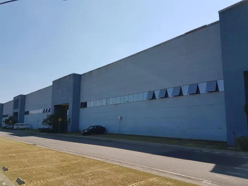 Foto 2 de Armazém / Galpão para alugar, 2057m2 em Atibaia - SP