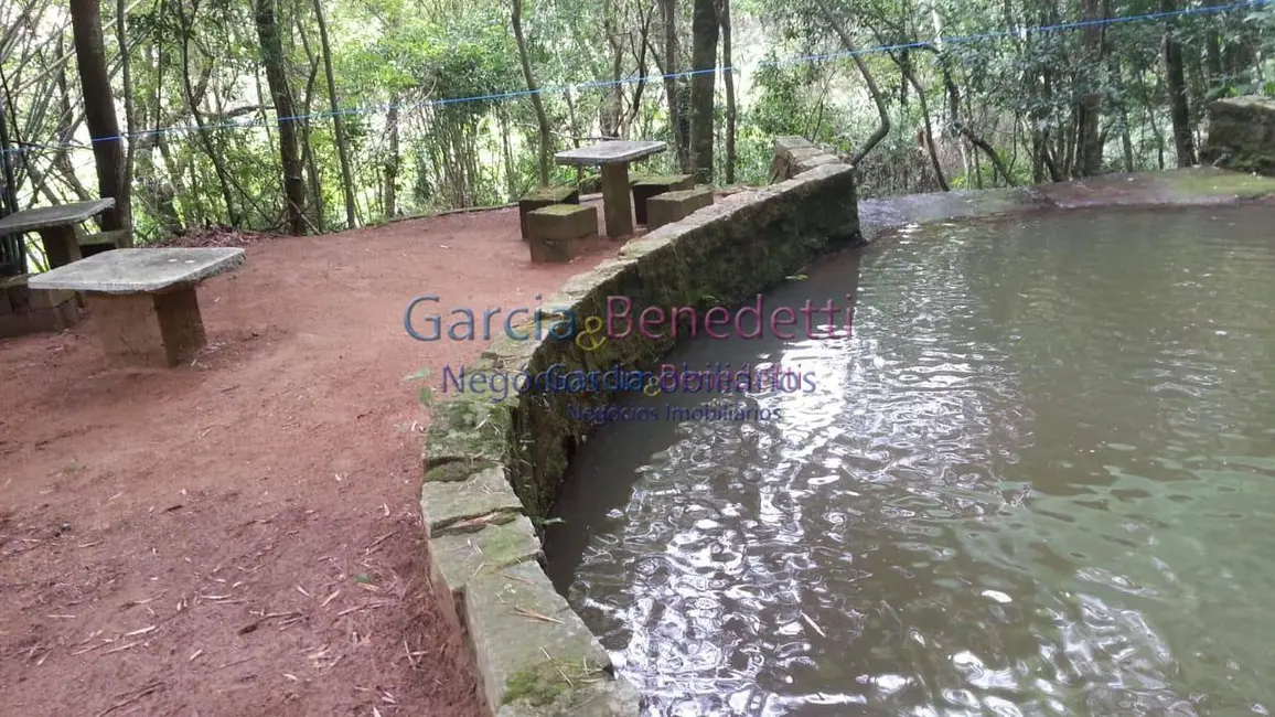 Chácara com 4 quartos à venda, 9000m2 em Extrema - MG - imagem 8 Foto 8 de Chácara com 4 quartos à venda, 9000m2 em Extrema - MG