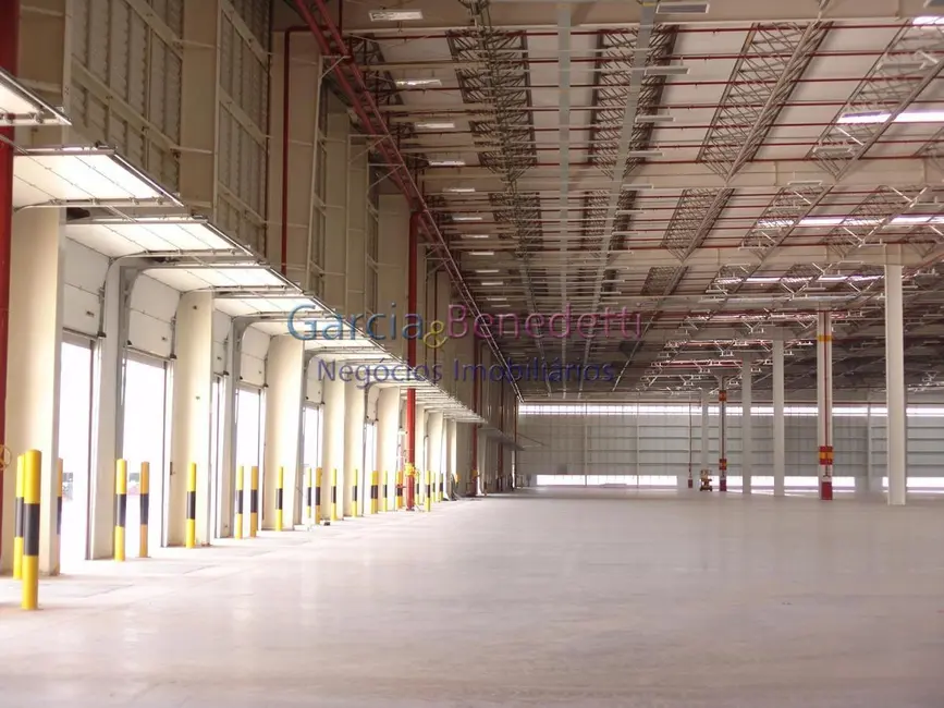 Armazém / Galpão para alugar, 5850m2 em Guarulhos - SP - imagem 7 Foto 7 de Armazém / Galpão para alugar, 5850m2 em Guarulhos - SP