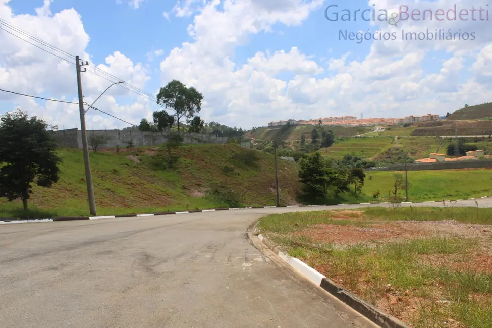 Foto 1 de Terreno / Lote à venda em Santana De Parnaiba - SP