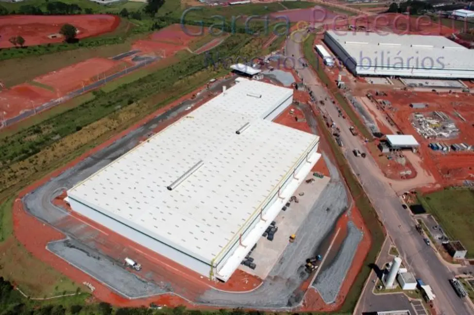 Armazém / Galpão para alugar, 7593m2 em Guarulhos - SP - imagem 7 Foto 7 de Armazém / Galpão para alugar, 7593m2 em Guarulhos - SP