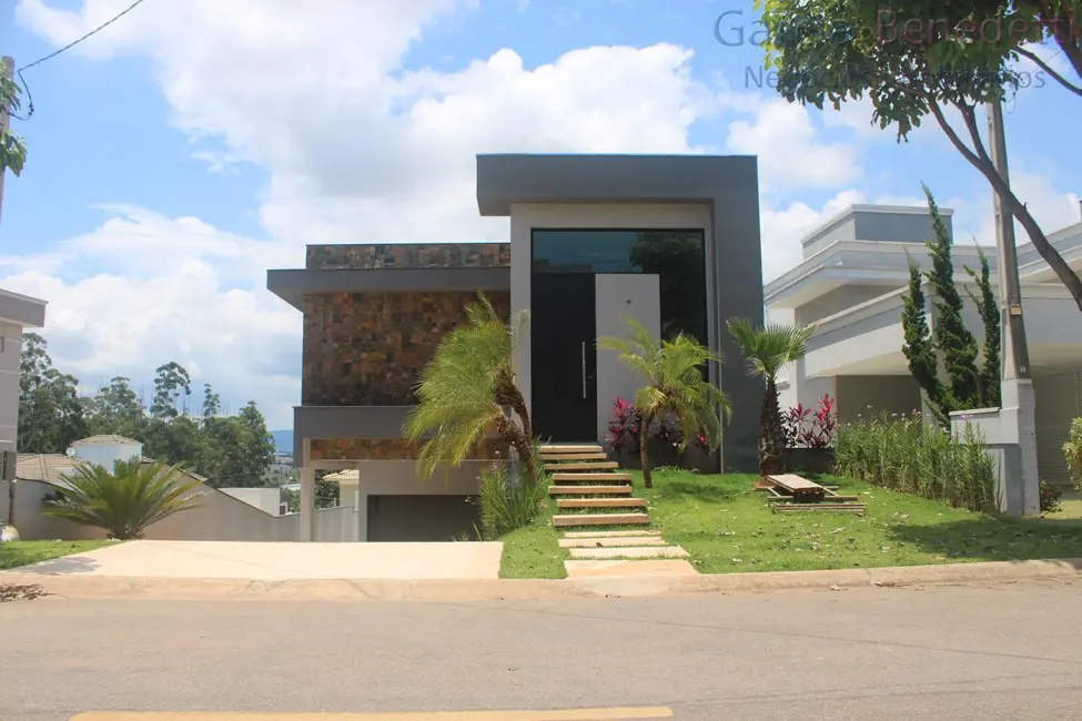 Casa de Condomínio com 3 quartos à venda, 220m2 em Itupeva - SP - imagem 1 Foto 1 de Casa de Condomínio com 3 quartos à venda, 220m2 em Itupeva - SP