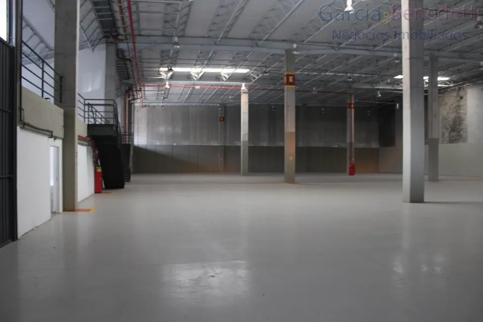Foto 2 de Armazém / Galpão para alugar, 1350m2 em Jundiai - SP