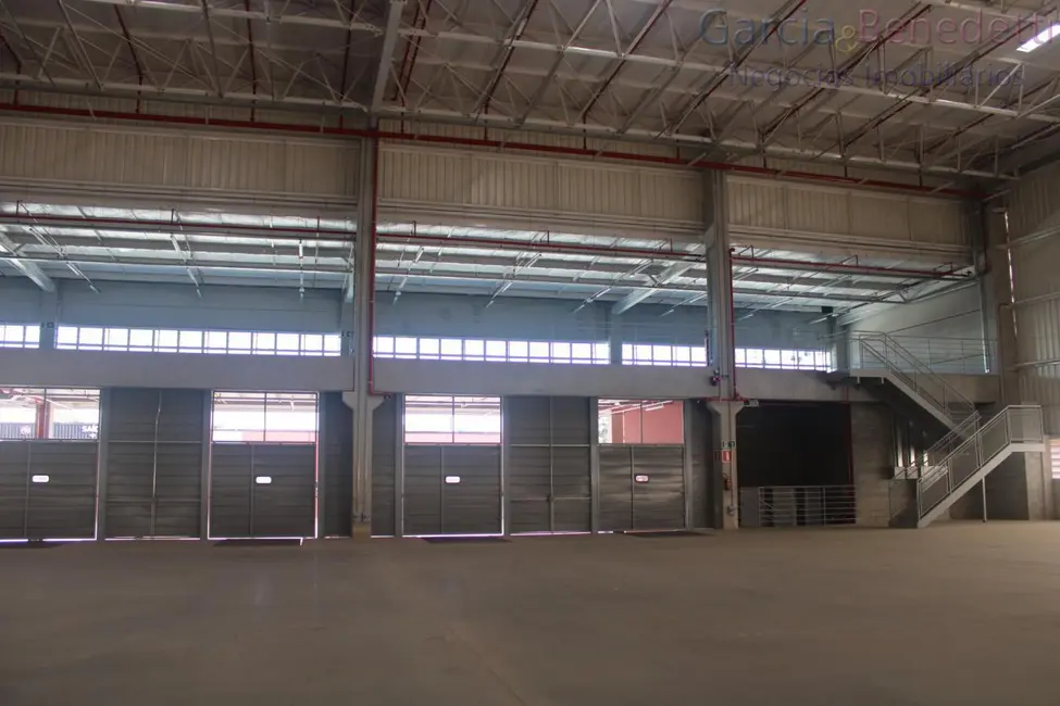 Armazém / Galpão para alugar, 5697m2 em São Paulo - SP - imagem 9 Foto 9 de Armazém / Galpão para alugar, 5697m2 em São Paulo - SP