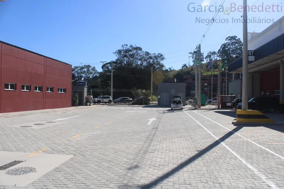 Armazém / Galpão para alugar, 881m2 em São Paulo - SP - imagem 9 Foto 9 de Armazém / Galpão para alugar, 881m2 em São Paulo - SP