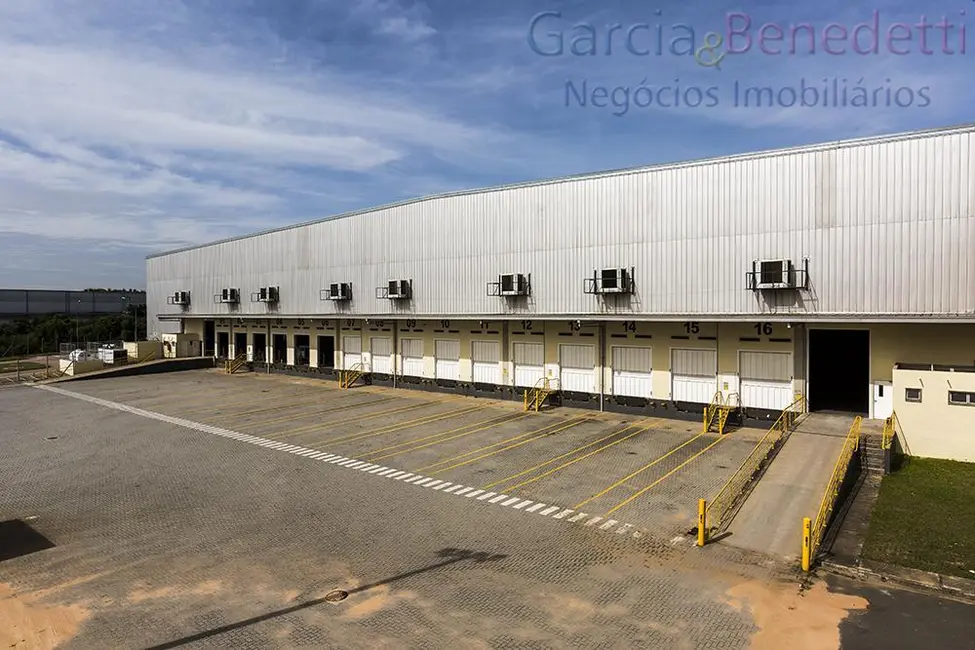 Foto 2 de Armazém / Galpão para alugar, 17641m2 em Louveira - SP