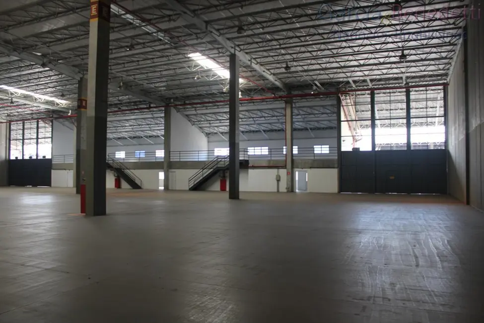 Armazém / Galpão para alugar, 1350m2 em Jundiai - SP - imagem 9 Foto 9 de Armazém / Galpão para alugar, 1350m2 em Jundiai - SP