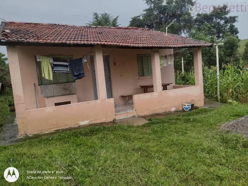 Chácara com 2 quartos à venda, 60m2 em Itapeva - MG - imagem 7 Foto 7 de Chácara com 2 quartos à venda, 60m2 em Itapeva - MG
