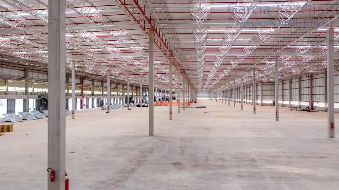Foto 1 de Armazém / Galpão para alugar, 2023m2 em Osasco - SP